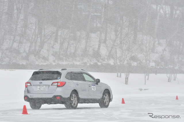 SUBARU on ICE ドライビング・エクスペリエンス