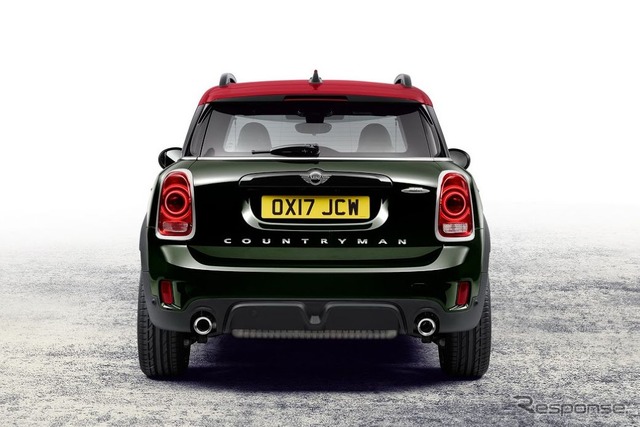 新型MINIクロスオーバーのジョンクーパー ワークス