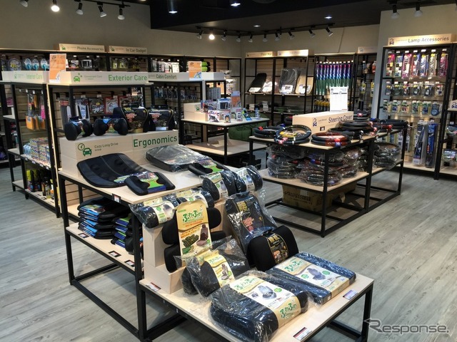 オートバックス ビンタロー ジャヤ エクスチェンジモール店