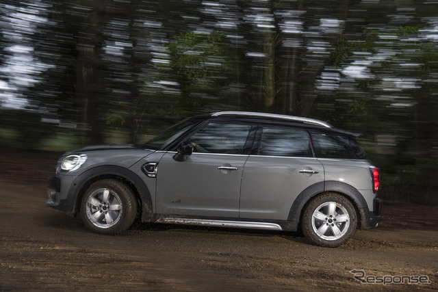 MINI クーパーS カントリーマン ALL4(日本名:クロスオーバー)