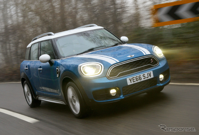 MINI クーパーS カントリーマン ALL4(日本名:クロスオーバー)