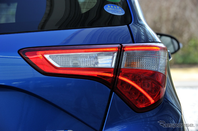 トヨタ ヴィッツ ハイブリッド(HYBRID U Sporty パッケージ)