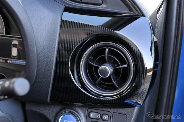 トヨタ ヴィッツ ハイブリッド(HYBRID U Sporty パッケージ)
