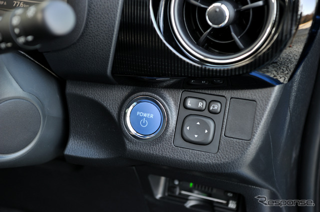 トヨタ ヴィッツ ハイブリッド(HYBRID U Sporty パッケージ)