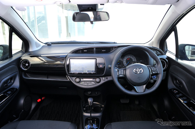 トヨタ ヴィッツ ハイブリッド(HYBRID U Sporty パッケージ)