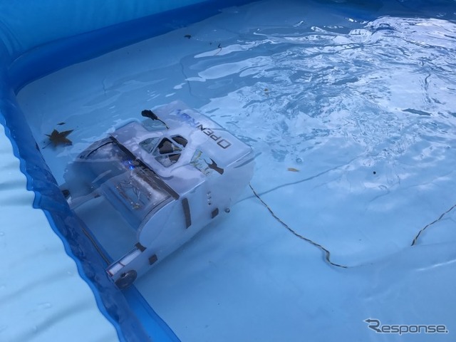 水中ドローンROV（遠隔操作型無人潜水機）