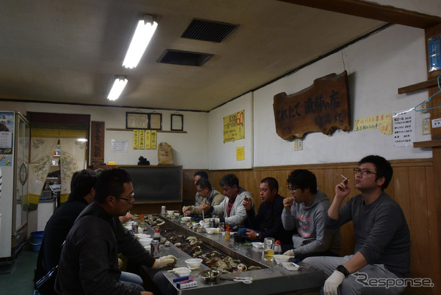 稲荷丸の店内。