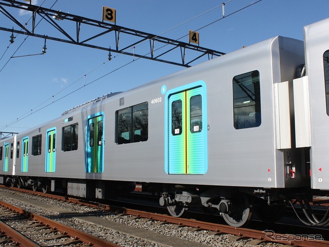 6号車：40600形（T2）（40602）。