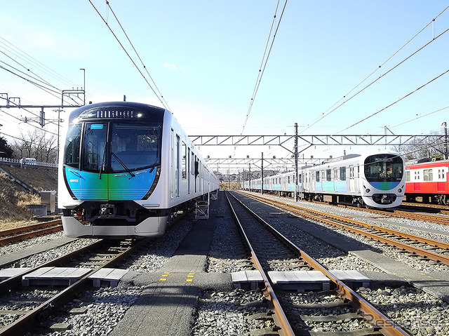西武40000系 S-TRAIN
