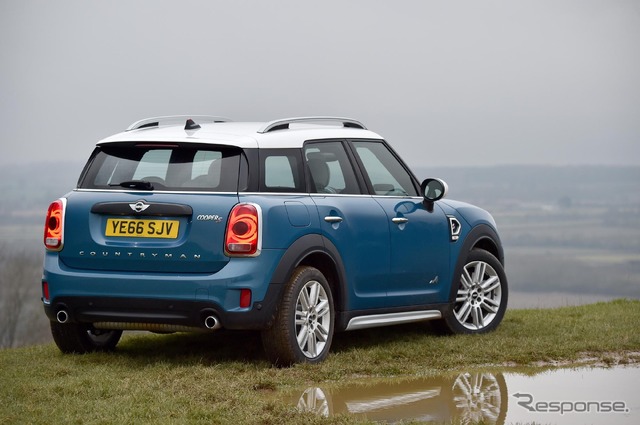 MINI クーパーS カントリーマン ALL4(日本名:クロスオーバー)