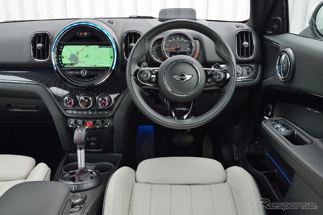 MINI クーパーS カントリーマン ALL4(日本名:クロスオーバー)