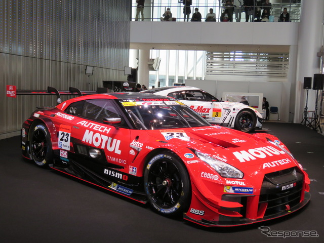 今季型の『Nissan GT-R NISMO GT500』（#23 ニスモ）。