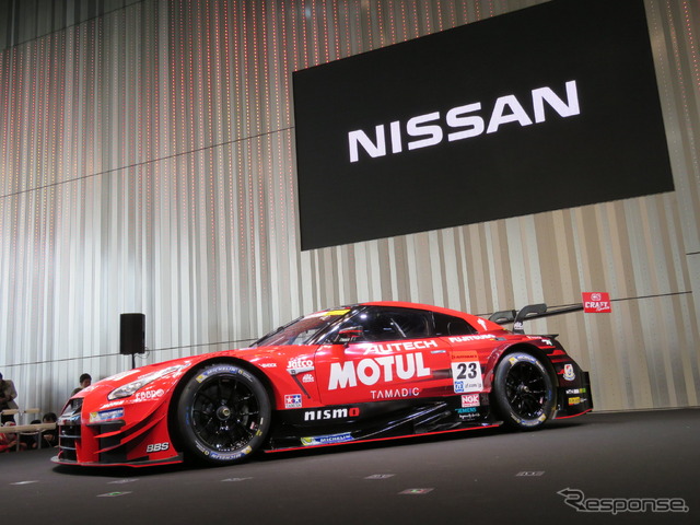 今季型の『Nissan GT-R NISMO GT500』（#23 ニスモ）。
