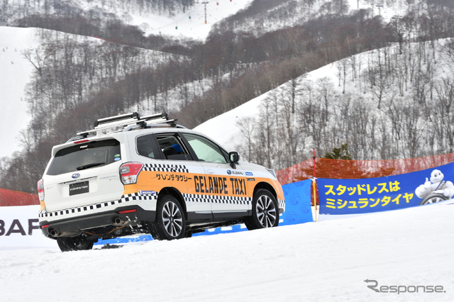 スバルゲレンデタクシー2017（岐阜県高鷲スノーパーク）