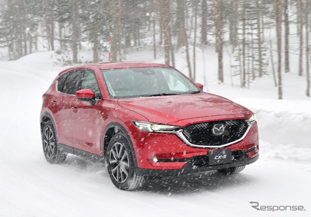 マツダ車が雪道にも強い理由とは…新型 CX-5 で体感