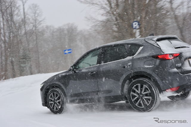 マツダ車が雪道にも強い理由とは…新型 CX-5 で体感