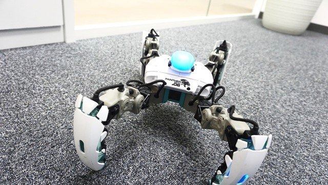 【レポート】現実世界で戦うARロボット「メカモン」登場 ― カスタマイズや対戦も可能で、大会もサポート予定