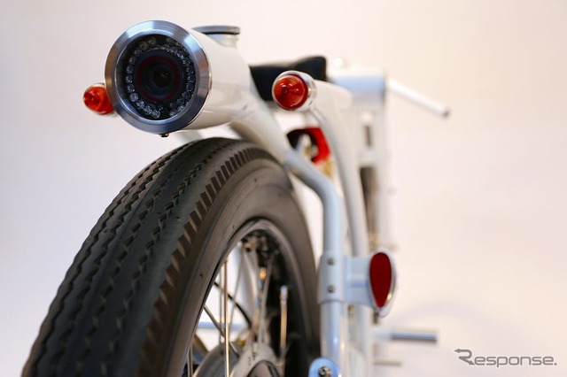 FOUR EYES 360degree view security camera