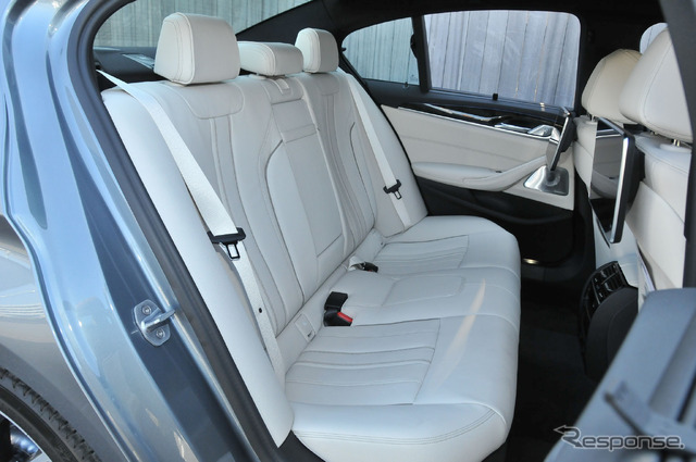 BMW 5シリーズ(540i Mスポーツ)