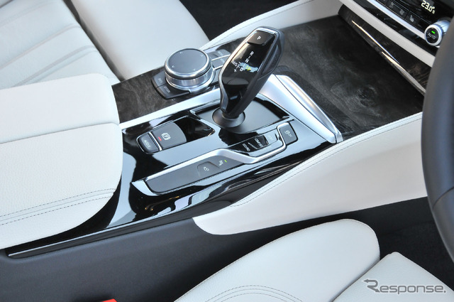 BMW 5シリーズ(540i Mスポーツ)