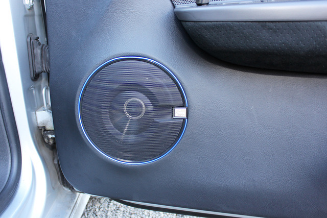 Volkswagen・Golf V by Mobile Sound Technology(東京都)