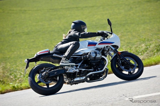 BMW R nineT レーサー