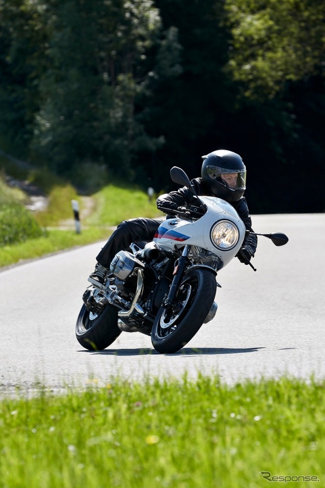 BMW R nineT レーサー