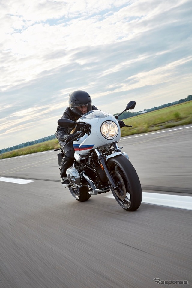 BMW R nineT レーサー