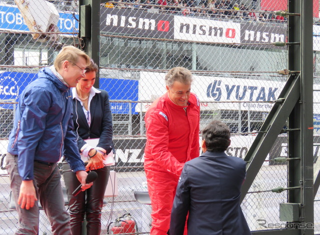 1991年にはF1で同じコース上にて戦っていた3人が邂逅。左からハッキネン、アレジ、中嶋悟(SF主宰団体JRPの会長として登壇)。