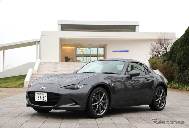 マツダ・ロードスター RF