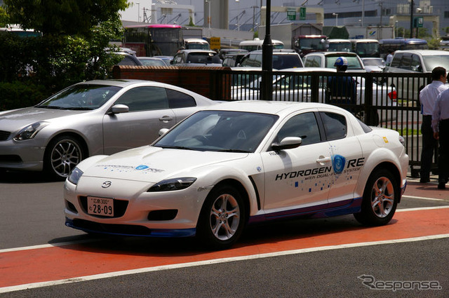 マツダ RX-8 ハイドロジェンに同乗試乗…エコロードフェスタ07