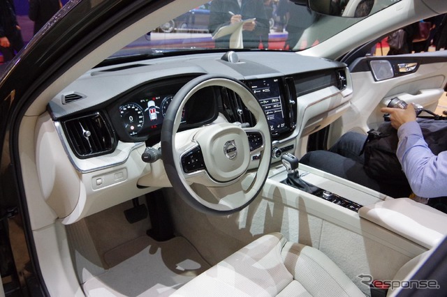 ボルボ XC60 新型(ジュネーブモーターショー2017)
