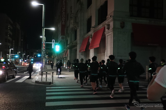 GREEN LIGHT RUN TOKYO