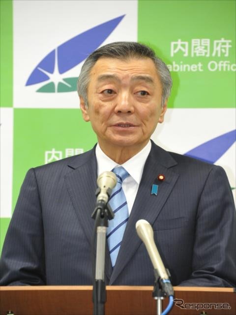 松本純国家公安委員長（10日・永田町）