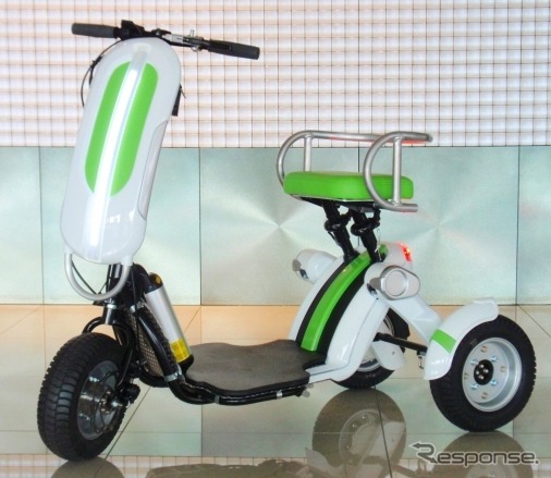 豊田鉄工 新型シニアカー コモビ(COMOVE)