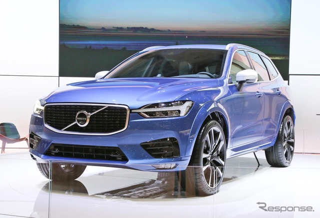 ボルボ XC60 新型「T6 R-デザイン」(ジュネーブモーターショー2017)