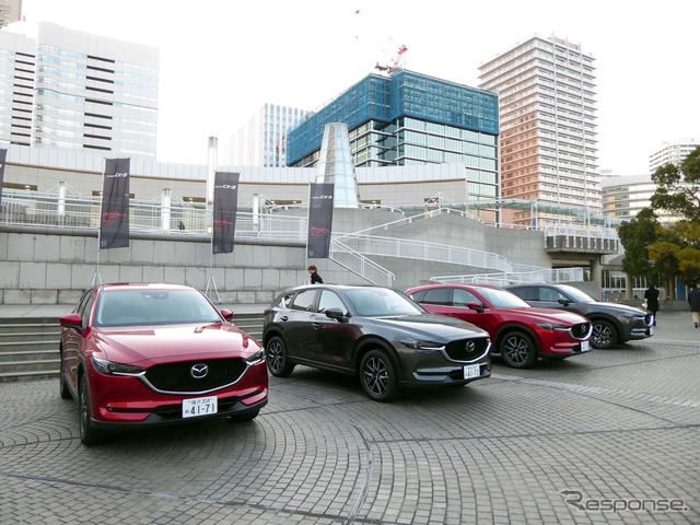 試乗会場に並べられた新型CX-5