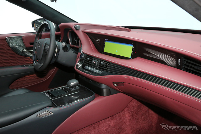 レクサス LS500h(ジュネーブモーターショー2017)