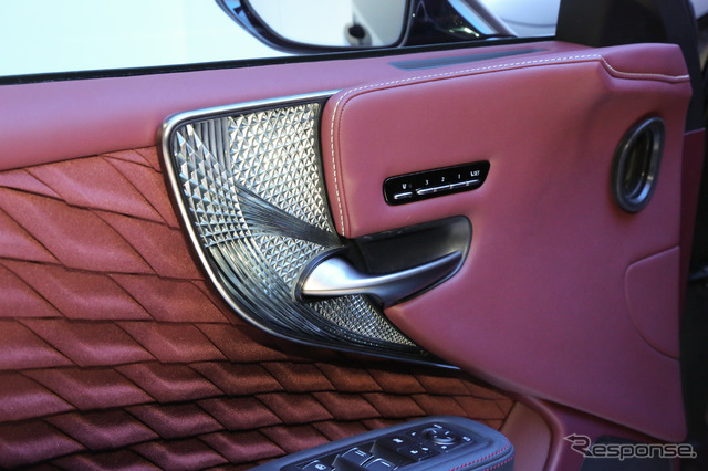 レクサス LS500h(ジュネーブモーターショー2017)