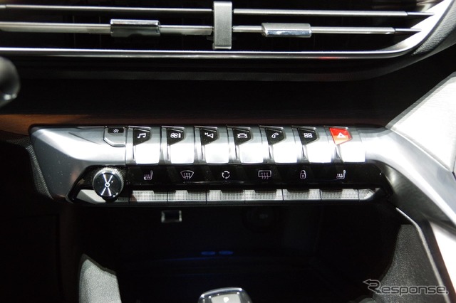 プジョー 5008 GT(ジュネーブモーターショー2017)