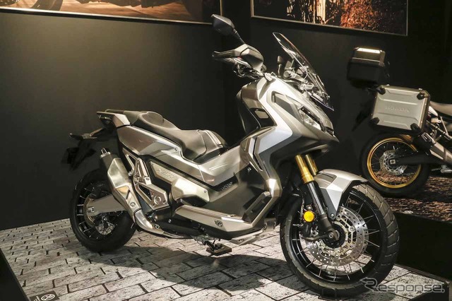 大阪モーターサイクルショーに展示されたHonda X-ADV。