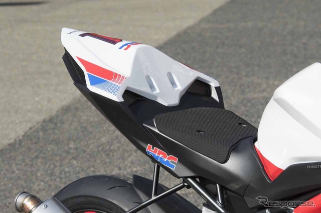 CBR250RRレースベース車