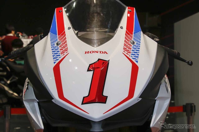 CBR250RRレースベース車