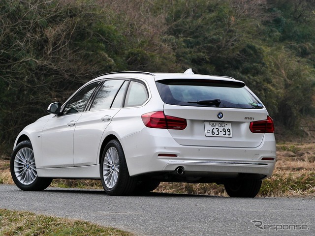 BMW 318iツーリング ラグジュアリー