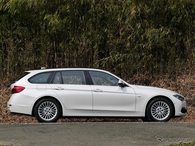 BMW 318iツーリング ラグジュアリー