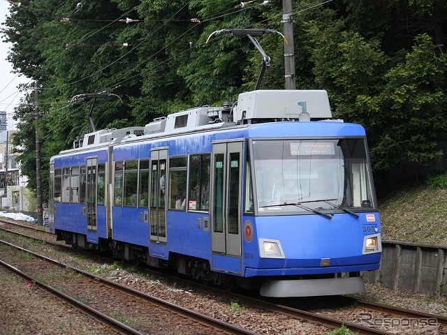 田園都市線と世田谷線では一部の初発時刻が数分繰り上がる。写真は世田谷線。