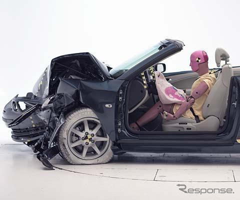 サーブ 9-3 コンバーチブルに安全賞…IIHS