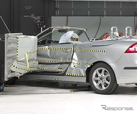 サーブ 9-3 コンバーチブルに安全賞…IIHS