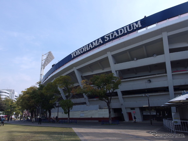 横浜スタジアム