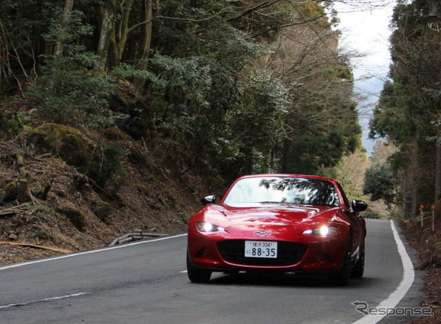 マツダ ロードスター RF RS(6MT)